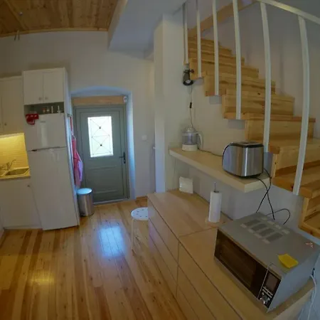 Entire In Laconia * Longastra