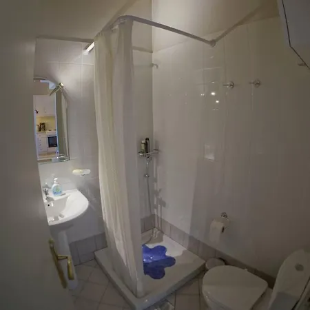 Entire In Laconia Holiday home Longastra