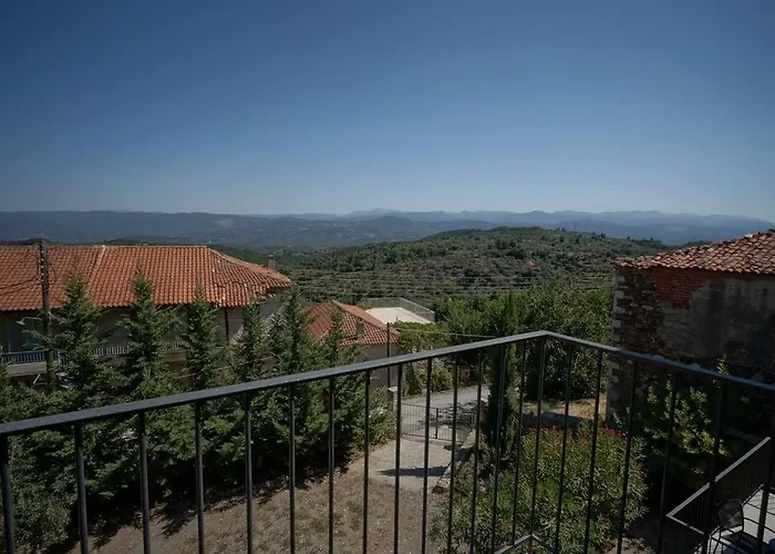 Entire In Laconia Holiday home Longastra