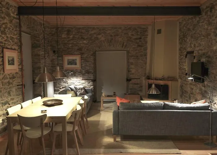 Holiday home Entire In Laconia Longastra