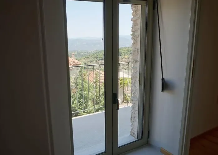 Сasa de vacaciones Entire In Laconia