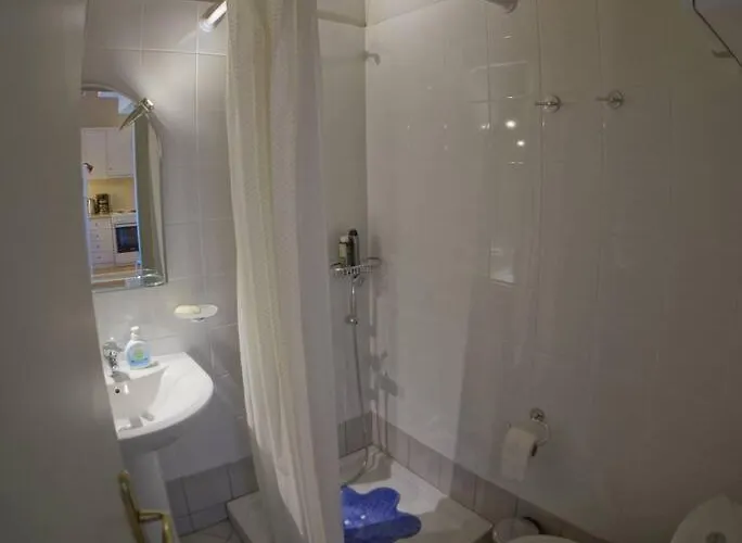 Entire In Laconia Holiday home Longastra